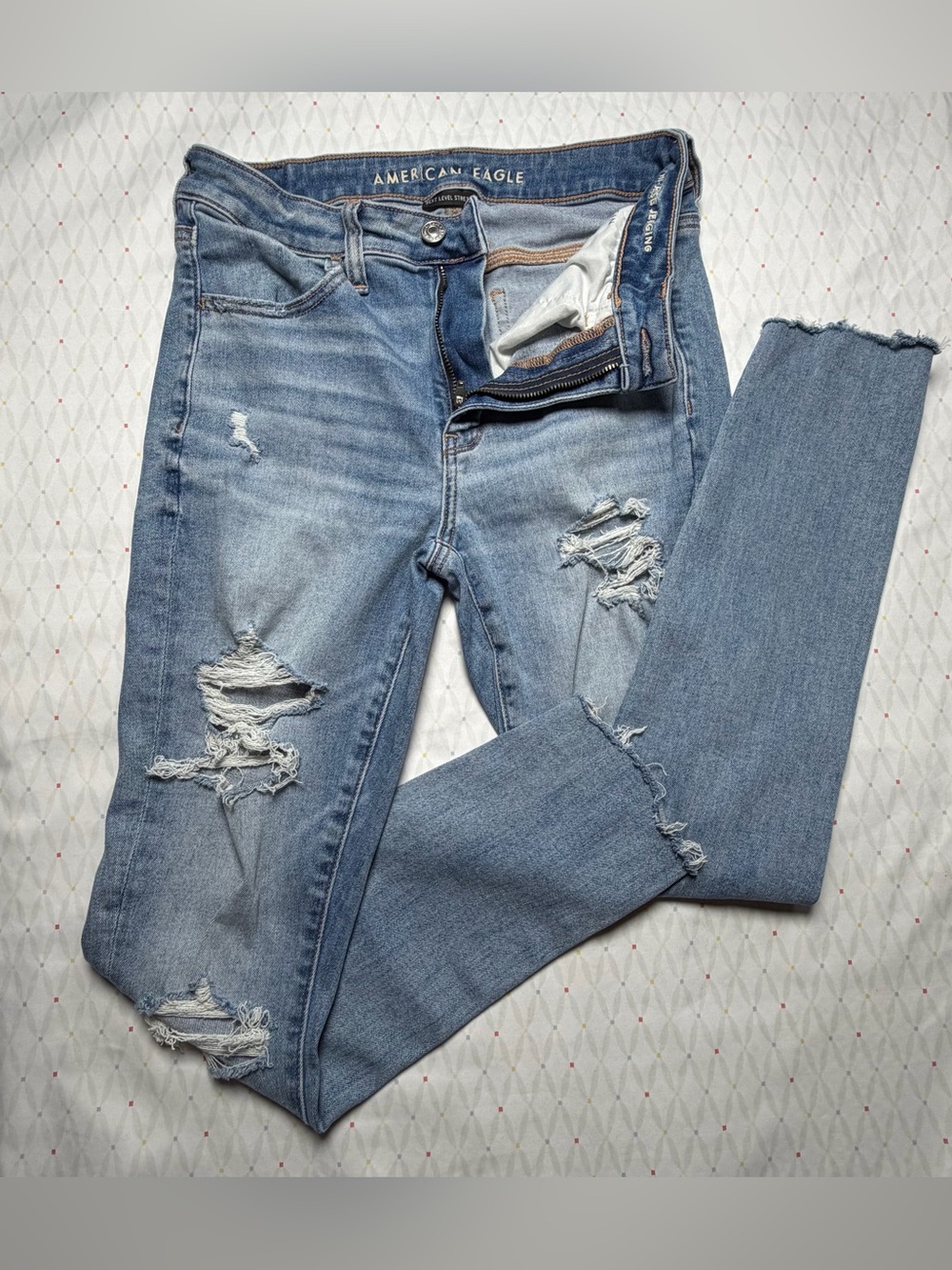American Eagle Next Level Stretch Hi-Rise Jegging Distressed Size 6 Regular